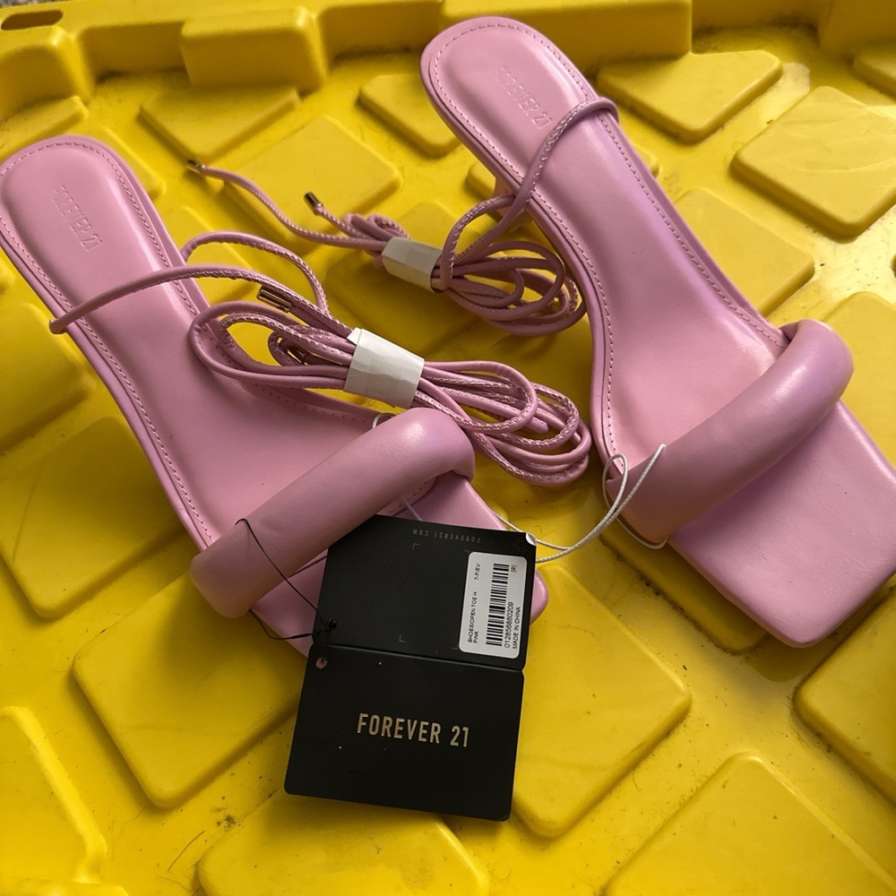Forever 21 Light Pink Strappy Sandals